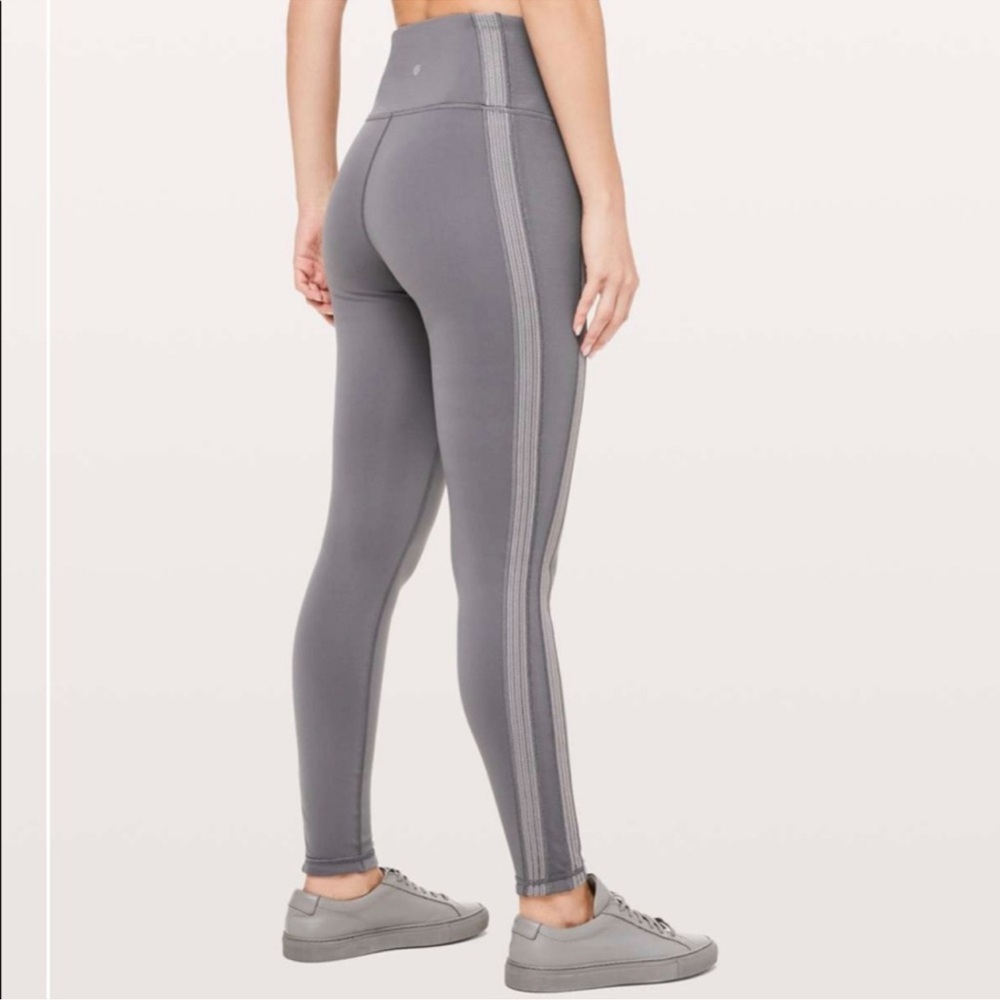 Lululemon Powerlines pant 28” size 6